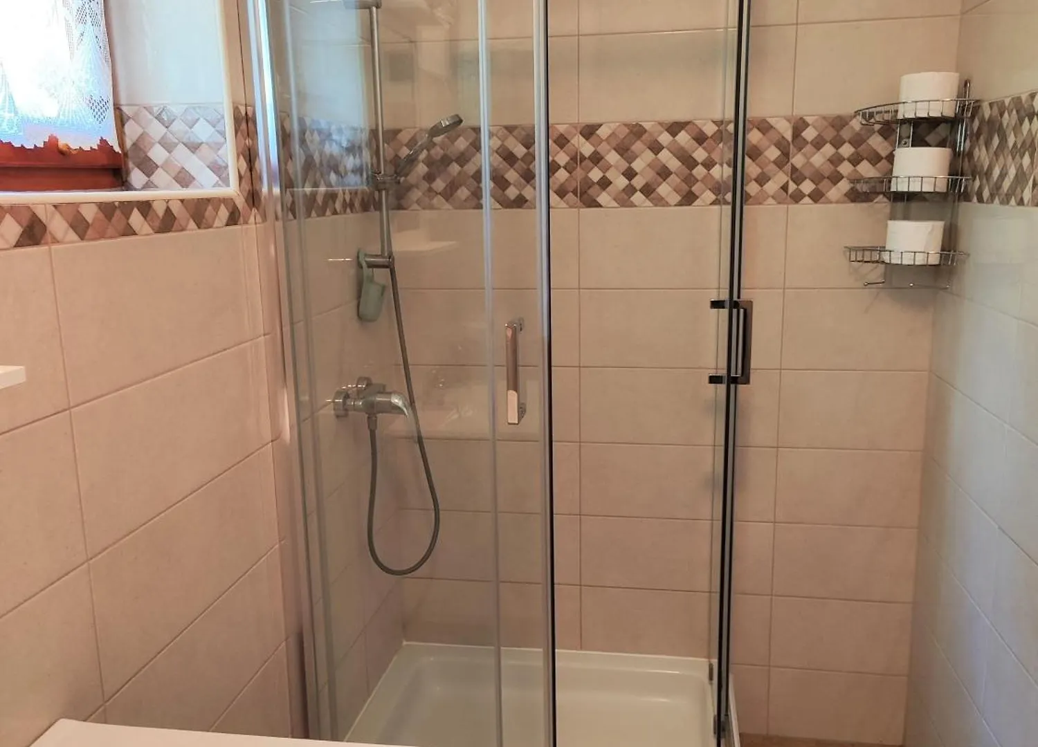 Apartmani Crikvenica 43943 - Zeljko 0*,