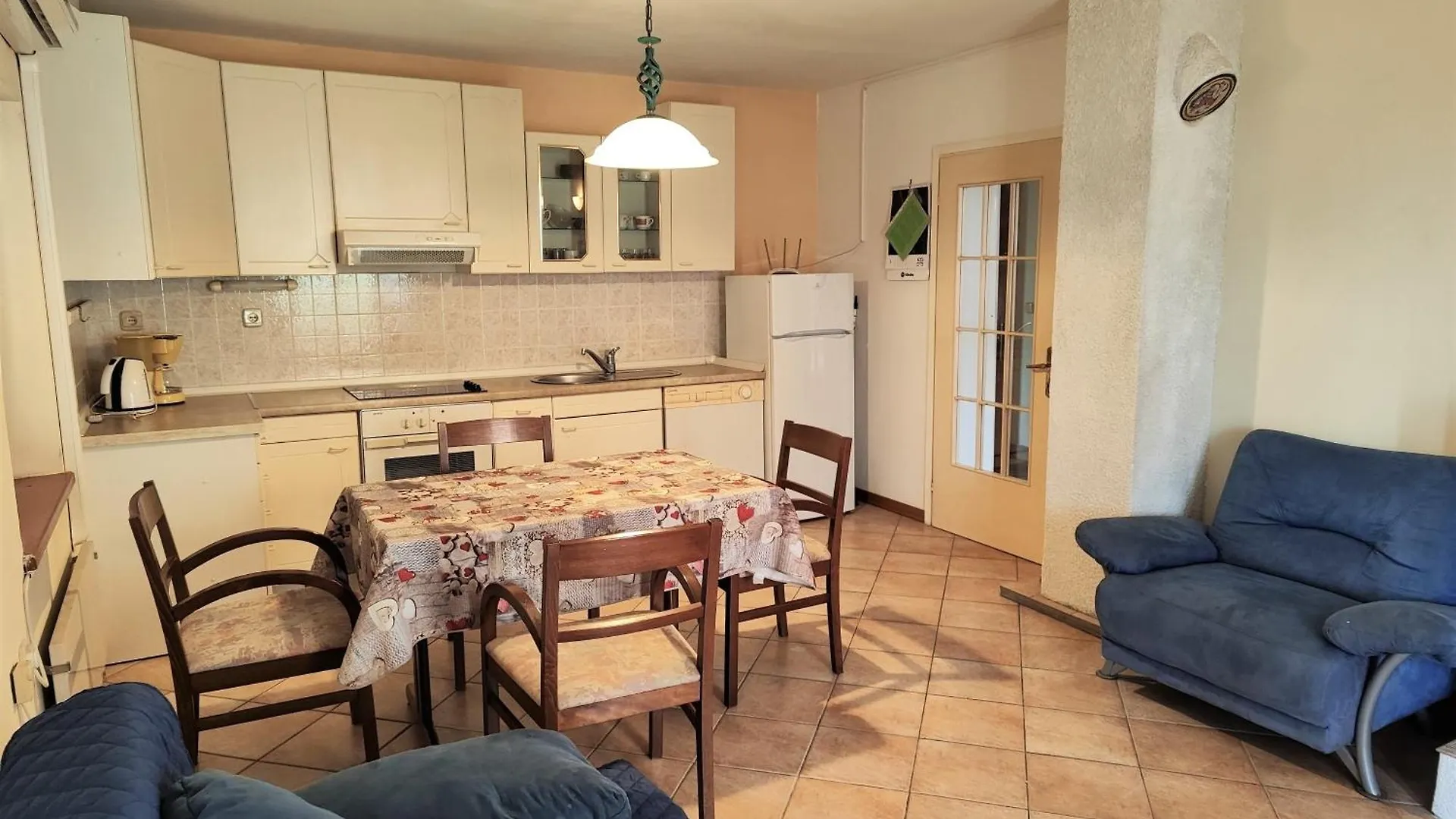 Apartmani Crikvenica 43943 - Zeljko